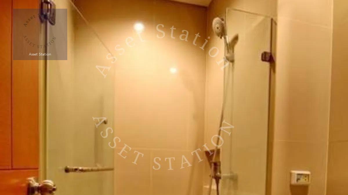 💥 Villa Sathorn – Luxury Condo ใจกลางสาทร พร้อมเข้าอยู่! 💎