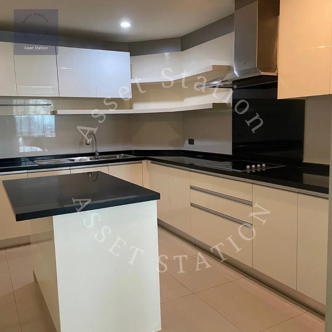 🏢🌊 Watermark Chaophraya River – คอนโดหรู ริมแม่น้ำ พร้อมขายด่วน! 📢✨