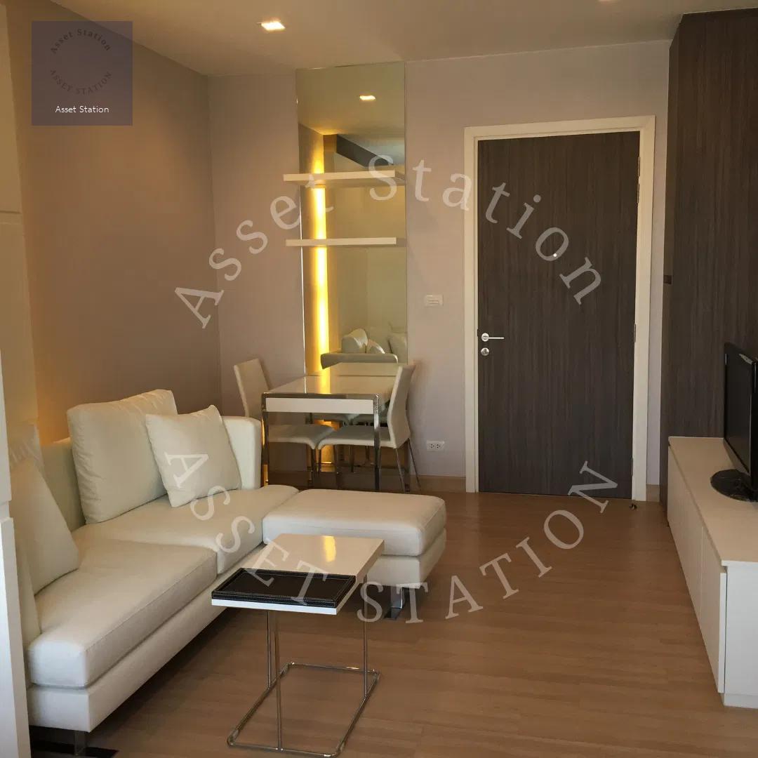 🌟 พร้อมเข้าอยู่! Urbano Absolute Sathon – Luxury Condo ใจกลางสาทร 🔥