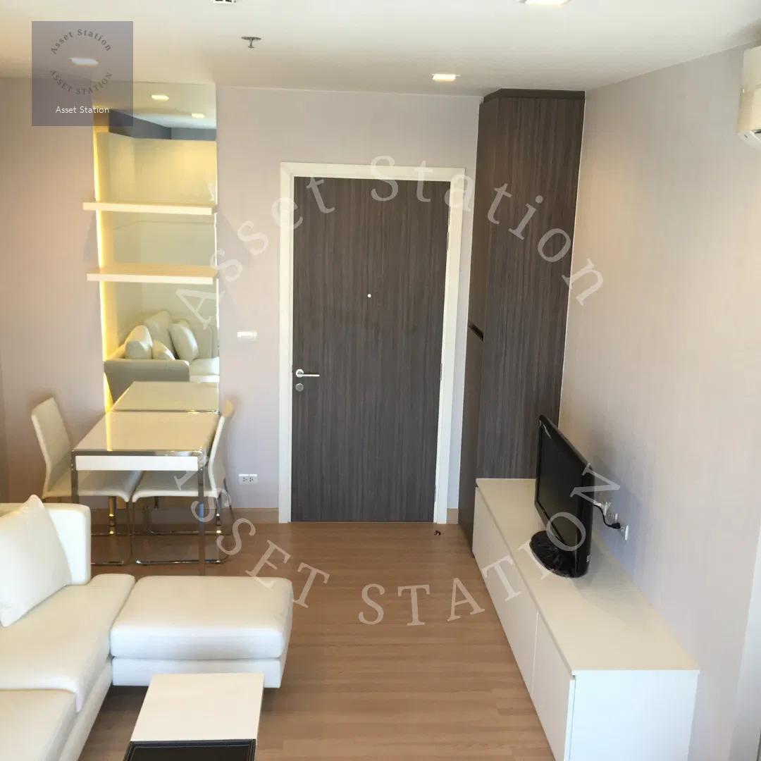 🌟 พร้อมเข้าอยู่! Urbano Absolute Sathon – Luxury Condo ใจกลางสาทร 🔥