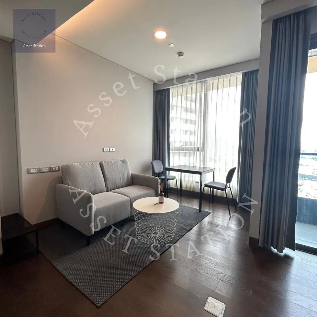 💥✨ Lumpini 24 – Modern Luxury Living @ Sukhumvit 24