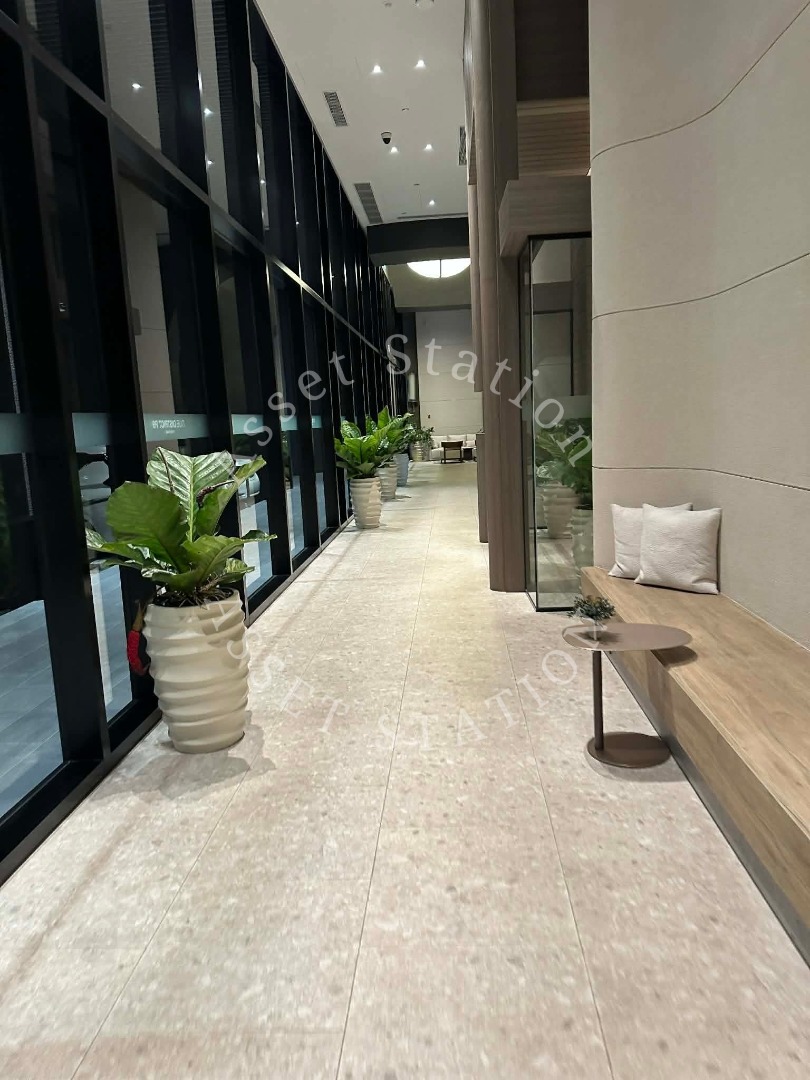 🚈✨ ราคาดีที่สุด! ไทป์ 1 ห้องนอน Noble Nue District R9 เดินทางสะดวก 🚄  ใกล้ MRT สถานี พระราม9 🏢