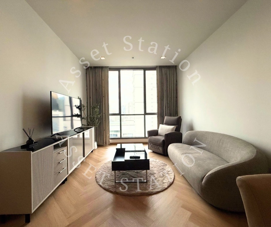 ให้เช่าคอนโดใกล้ มศว  2 ห้องนอน 🚅 HYDE SUKHUMVIT 13 🚄ใกล้ รถไฟฟ้า BTS สถานีนานา 270 ม.