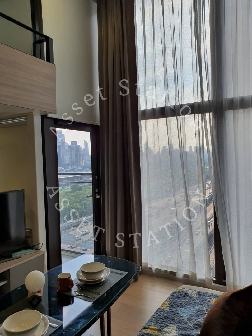  🏢พร้อมเช่าคอนโดหรู CHEWATHAI RESIDENCE ใจกลางเมือง ห้องแต่งครบพร้อมเข้าอยู่  ใกล้ MRT พระราม 9🚅