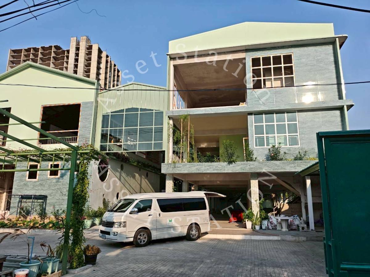 🏢อาคาร 2 หลังให้เช่าในซอยเรวดี 7 นนทบุรี (แยกเช่าได้) เหมาะทำออฟฟิศ โกดังสินค้า พื้นที่เก็บของ 🏠