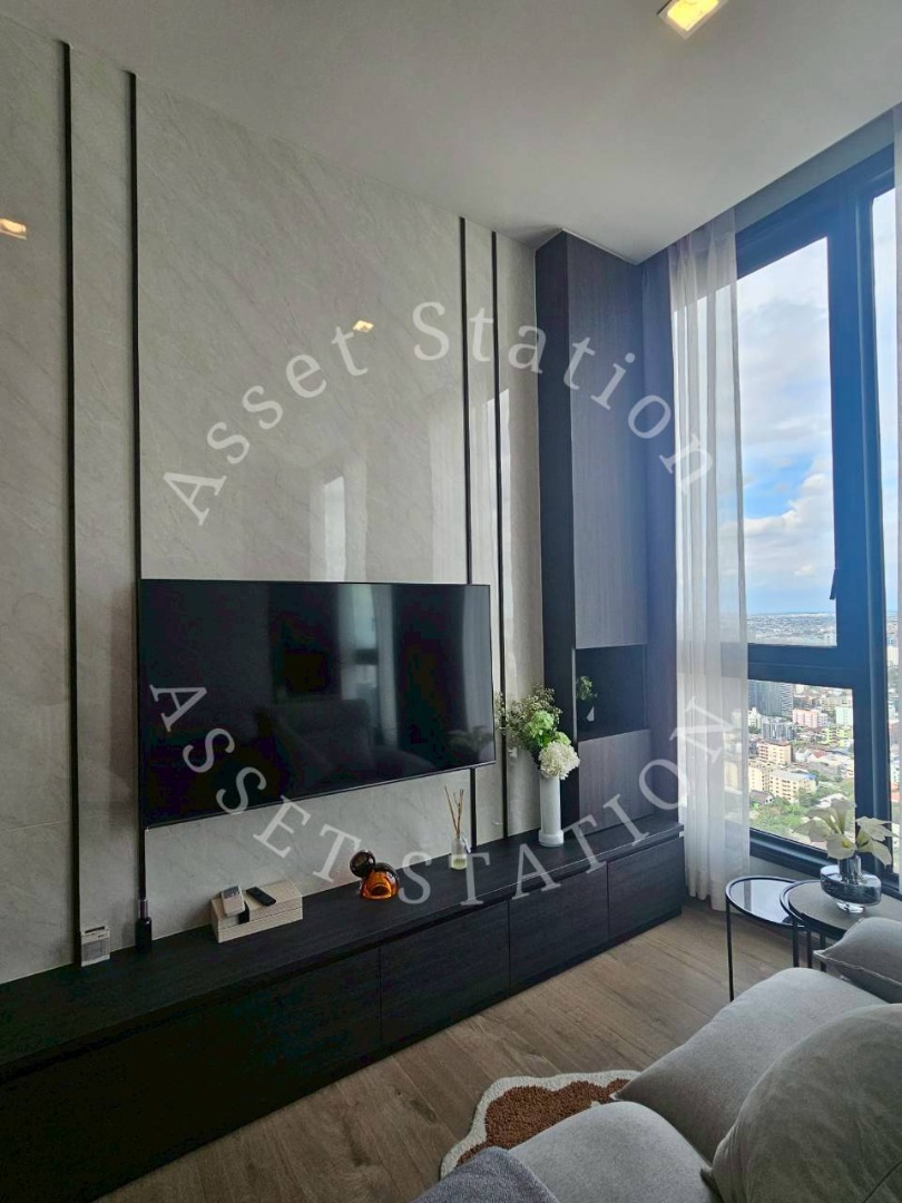 🚖The Crest Park Residences เดินทางสะดวกครบทุกเส้นทาง ใกล้ MRT พหลโยธิน และ BTS🚆