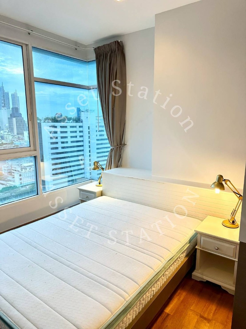 🏙️ ให้เช่า Ivy Sathorn 10 คอนโดหรูใจกลางสาทร ใกล้ BTS ช่องนนทรี พร้อมเข้าอยู่ ✨