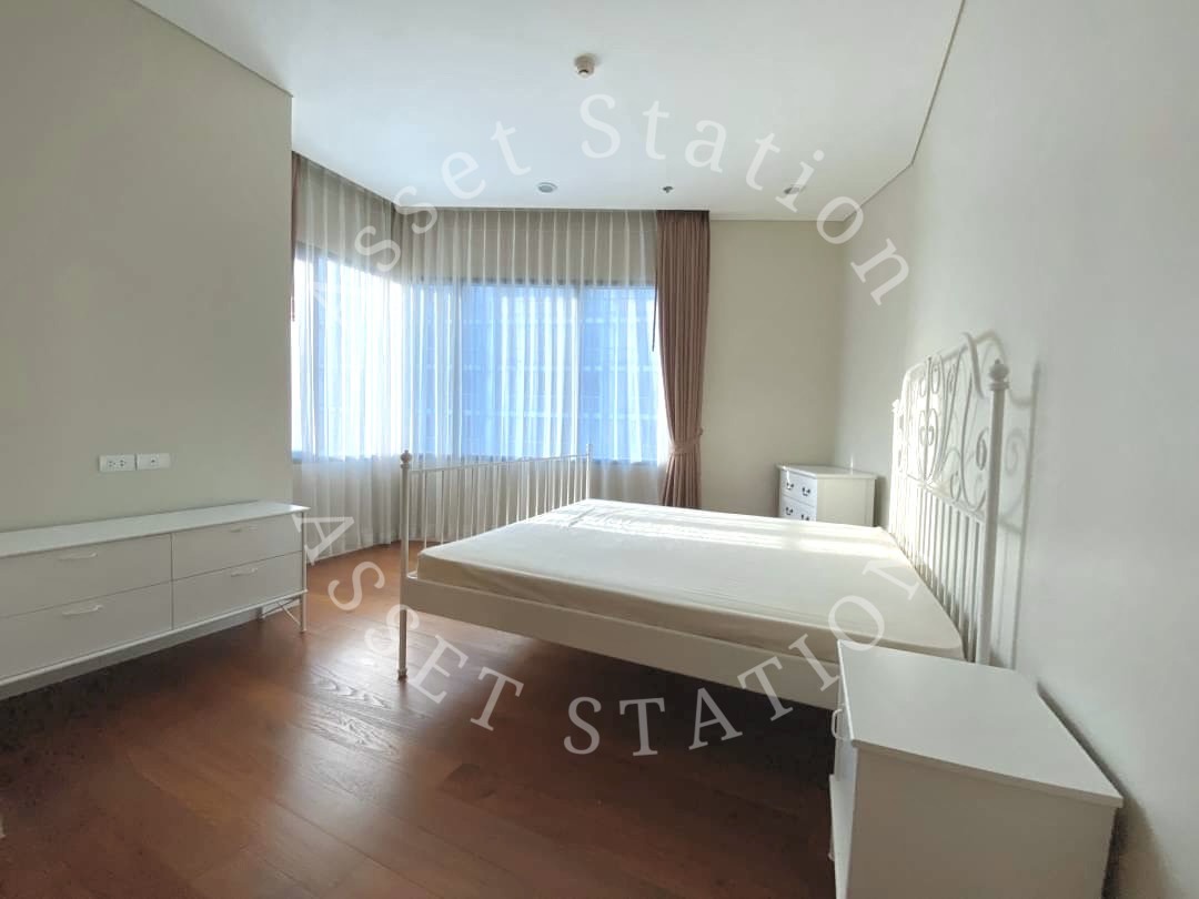 🏢Bright Sukhumvit 24  กว้างมากขนาด 96 ม. พร้อมเข้าอยู่ ใกล้ BTS พร้อมพงษ์ 🌆