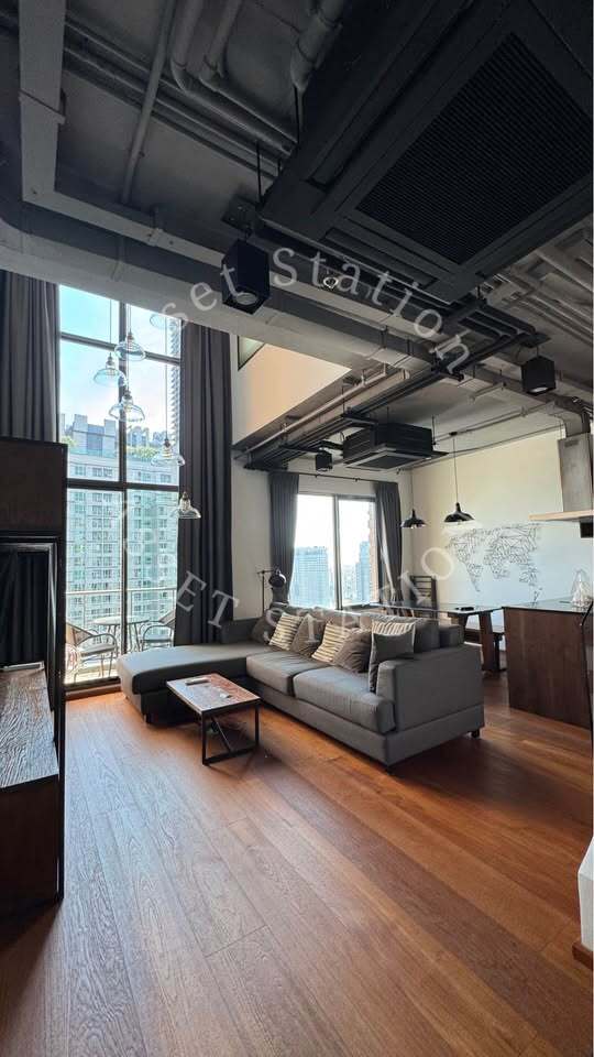 ห้องว่างพร้อมเช่า ‼️ Villa Asoke ห้อง Duplex หรู ห้องกว้าง 80 ตร.ม. ชั้นสูงวิวกรุงเทพใกล้ MRT เพชรบุรี🏢