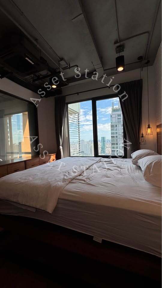 ห้องว่างพร้อมเช่า ‼️ Villa Asoke ห้อง Duplex หรู ห้องกว้าง 80 ตร.ม. ชั้นสูงวิวกรุงเทพใกล้ MRT เพชรบุรี🏢