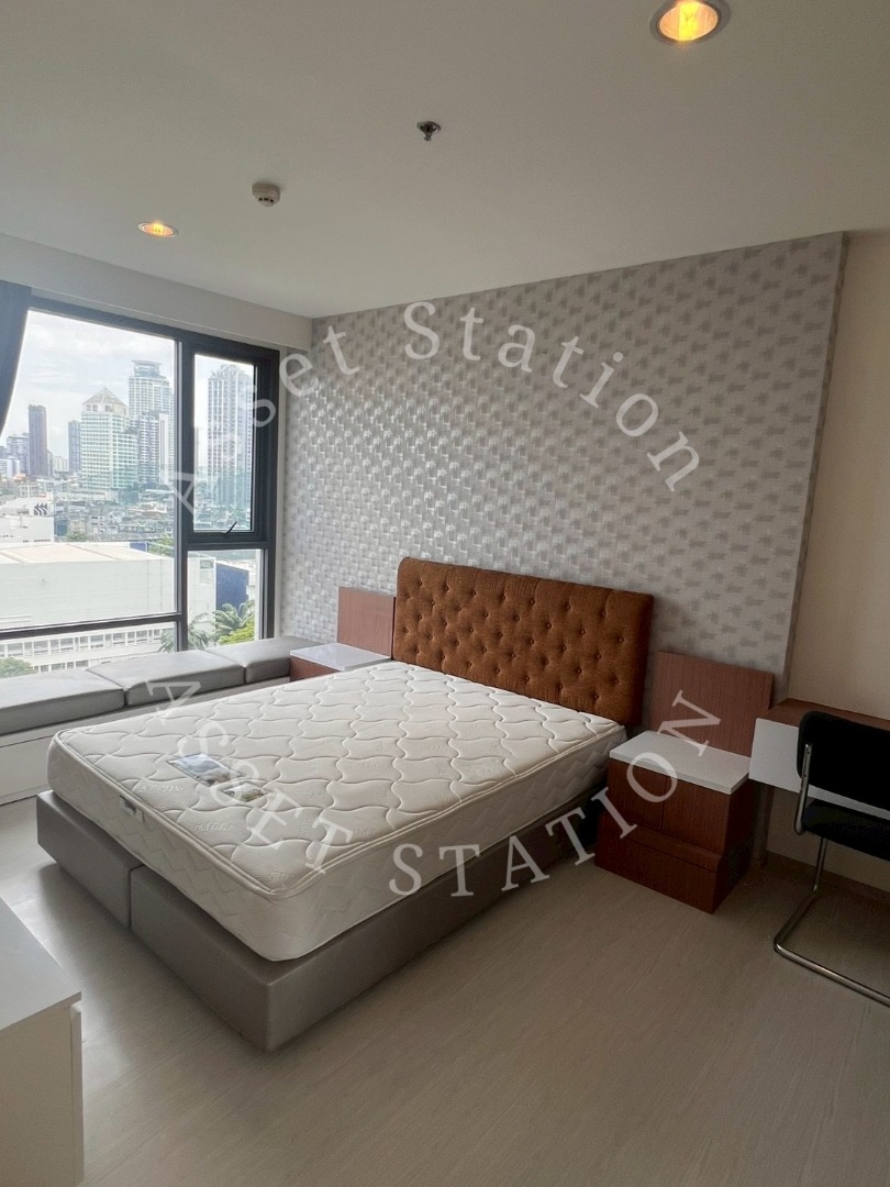 ✨ Rhythm Sukhumvit 42 เฟอร์ครบพร้อมอยู่ ใกล้ BTS เอกมัย ทำเลศักยภาพ🏙️