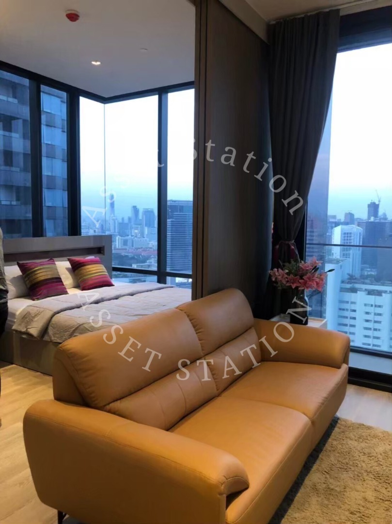  Ashton Silom 🚄| ใกล้ BTS สถานี ช่องนนทรี และ Central สีลม