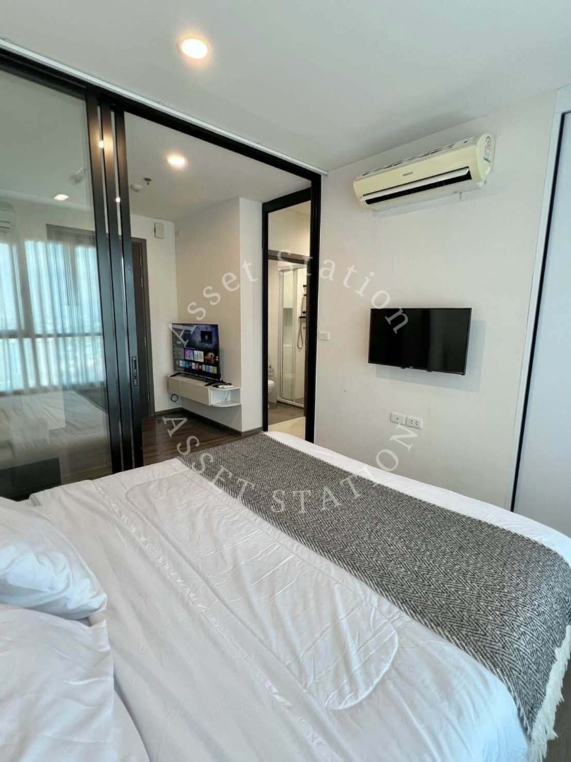 The Base Park West |🚅 ใกล้ BTS สถานีอ่อนนุช และ Habito